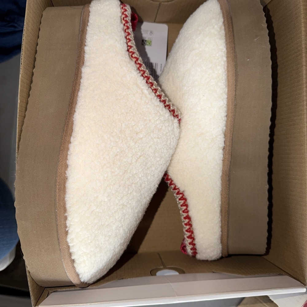Serra Women's Clogs Size 8 Slip On Comfort Shoes Tan Faux Fur Lining clogs  New - Picture 2 of 8